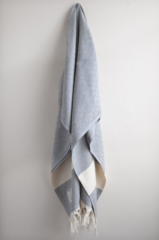 Hamam-Square-Original-Turkish-Peshtemal-Pestemal-Diamond-Dark-Grey-beach-towel