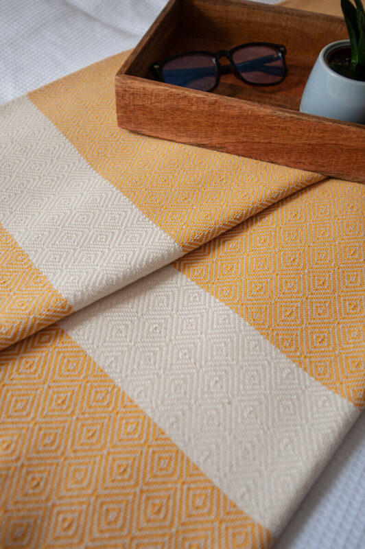 Diamond-Yellow-Blanket-Extra-Large-Double-King-size-bed-Cotton